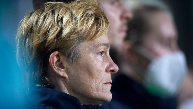 Βέρα Πάου: Η Ολλανδή προπονήτρια κατήγγειλε ότι έπεσε θύμα βιασμού τρεις φορές
