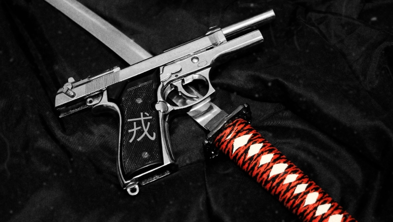 Σοκαρισμένη η Ιαπωνία από την δολοφονία Άμπε: Μόνο η Yakuza χρησιμοποιεί όπλα, αυστηροί οι νόμοι (vid)