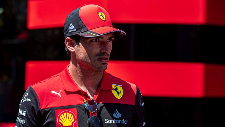 Formula 1: Ο Σάινθ αρνείται να υπογράψει φανέλα του Μέσι (vid)