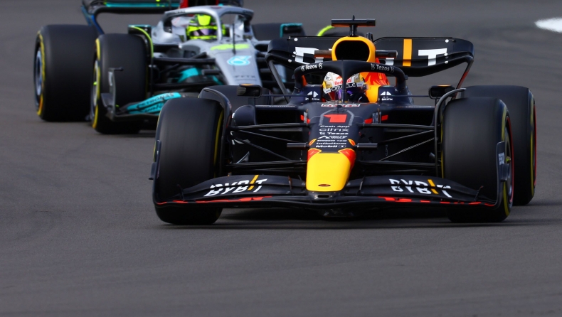 Formula 1: Η Mercedes μπορεί να υιοθετήσει το σχεδιασμό της Red Bull