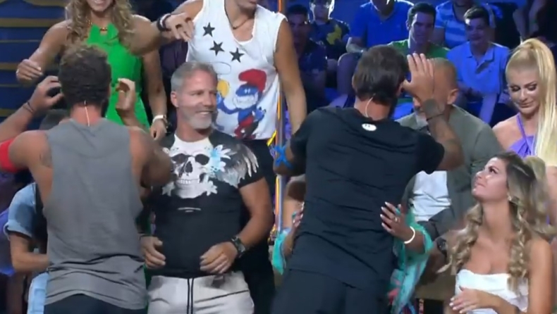 O Σοϊλέδης πήγε να χαιρετήσει τον Καραγκούνια και έφαγε... πόρτα (vid)