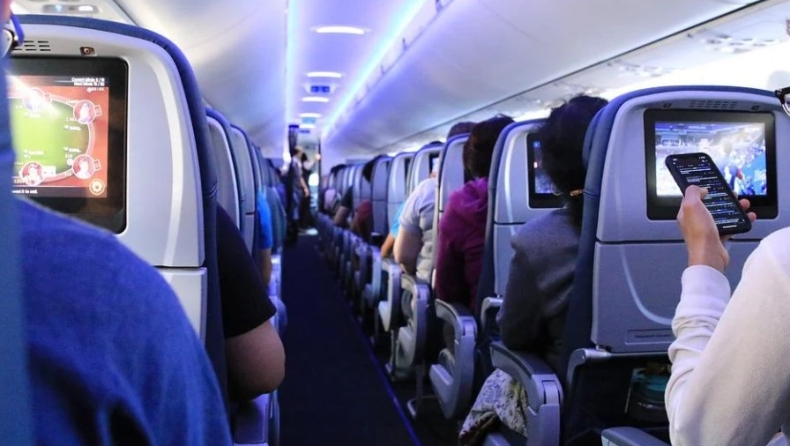 Πανικός σε πτήση: Μεθυσμένος επιβάτης προκάλεσε αναγκαστική προσγείωση στη Θεσσαλονίκη