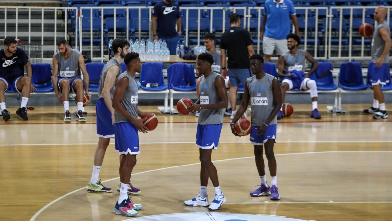 EuroBasket 2022: Πρώτη προπόνηση για Γιάννη, Θανάση Αντετοκούνμπο και Ντόρσεϊ (pics)