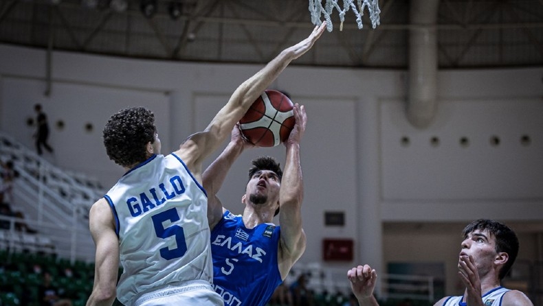 Ιταλία - Ελλάδα 64-55: «Μπλοκ» στο όνειρο για οκτάδα, για τις θέσεις 9-16 οι Έφηβοι στο Eurobasket U18