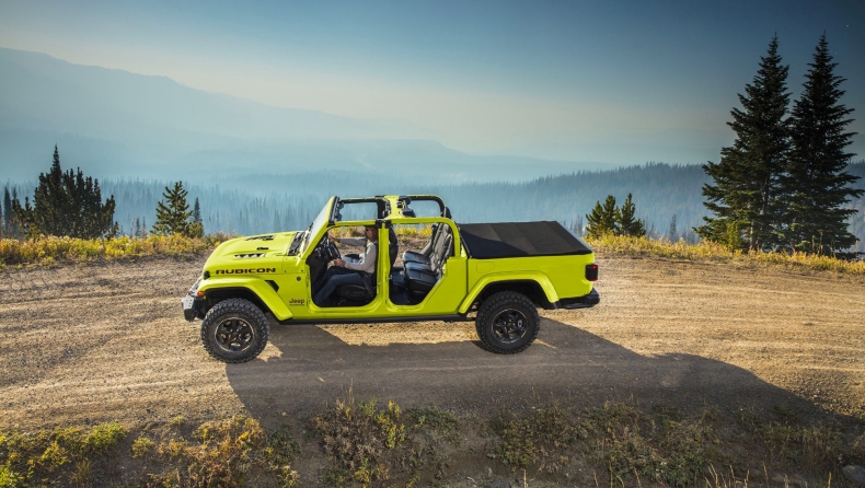 Jeep: Δεν περνά απαρατήρητο το Gladiator