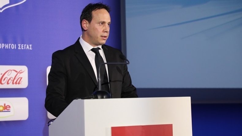 Κεντέρης: Αποθεώνει Τεντόγλου, Στεφανίδη και την εθνική ομάδα στίβου