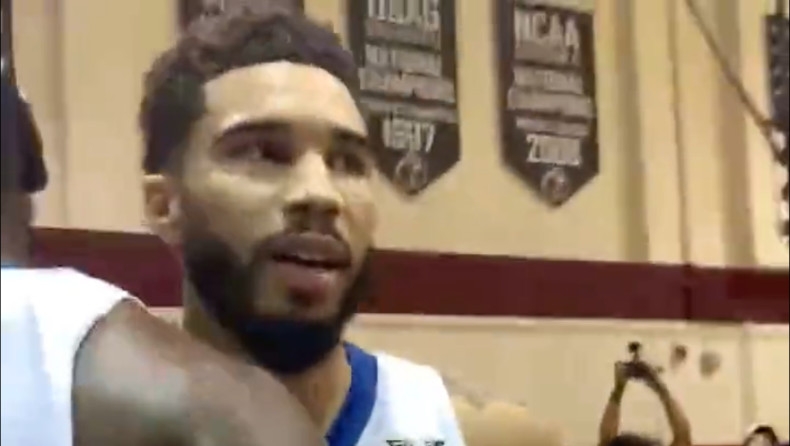 NBA: Η συνύπαρξη Τέιτουμ και ΛεΜπρόν στην ProAM διακόπηκε λόγω υγρασίας (vid)