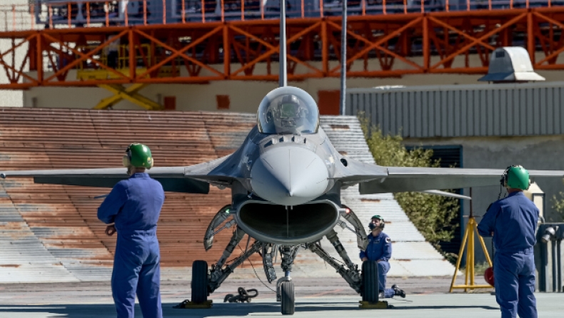 Παρέλαβε τα πρώτα δύο F-16 Viper η Πολεμική Αεροπορία (vid)