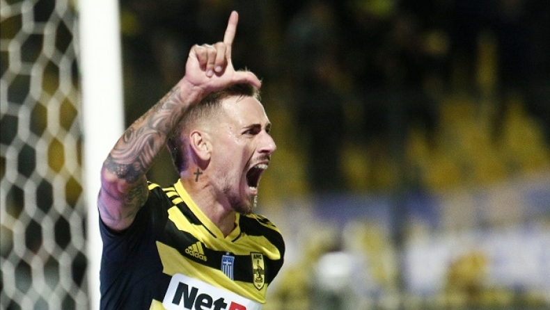 Μαντσίνι: «Μπορούμε να κάνουμε το βήμα παραπάνω και να κερδίσουμε έναν τίτλο φέτος» (vid)