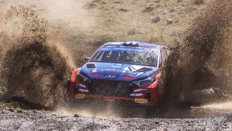 EKO Ράλλυ Ακρόπολις: Πρώτο ελληνικό πλήρωμα οι Αθανασούλας – Ζακχαίος