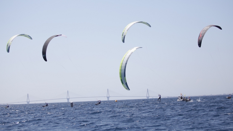 Ξεκίνησε το 1ο Open Πανελλήνιο πρωτάθλημα Formula Kite, KITEFOIL & TT:R 