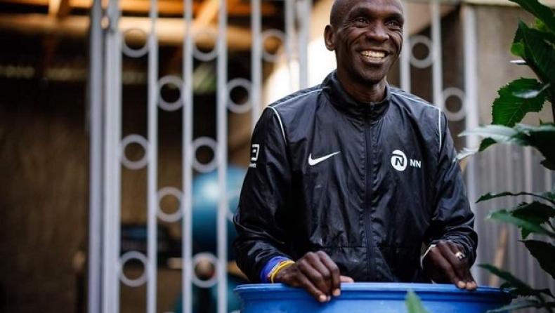 Κιπτσόγκε: H σύζυγός του νήστεψε και προσευχήθηκε επτά ημέρες για το παγκόσμιο ρεκόρ