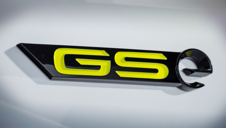 H Opel επαναφέρει τα GSe ως ξεχωριστή ηλεκτρική μάρκα (vid)