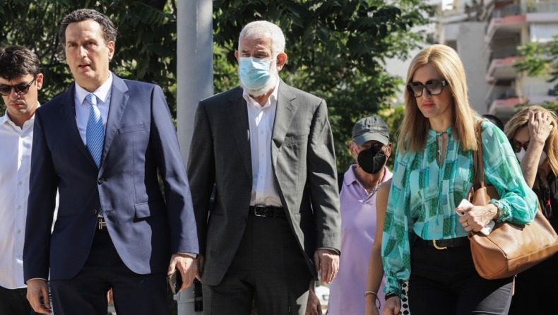 Δίκη Φιλιππίδη: Κατέθεσαν οι Μακρυπούλια, Σχίζα και Χαλκιάς, «Δεν θυμάμαι ποτέ να έχω συναντήσει κορίτσι στην τουαλέτα» (vid)