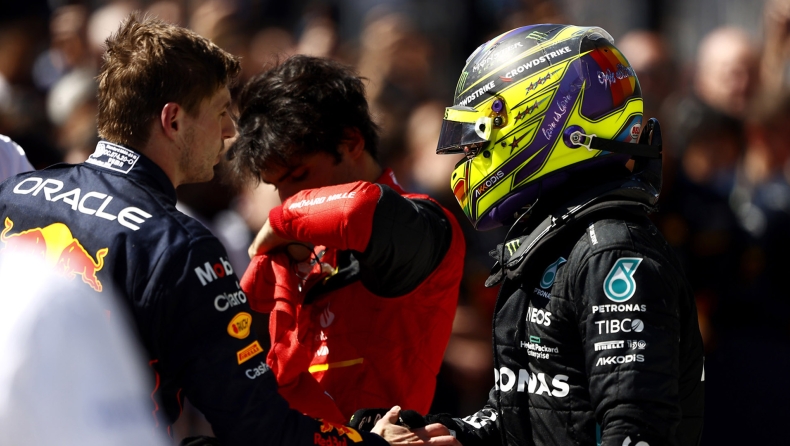 Formula 1: Τα συγχαρητήρια του Χάμιλτον στον Φερστάπεν για τον τίτλο (vid)