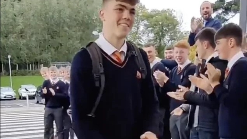 Πυγμαχία: Υποδοχή ήρωα σε 15χρονο πυγμάχο στο σχολείο του στο Δουβλίνο