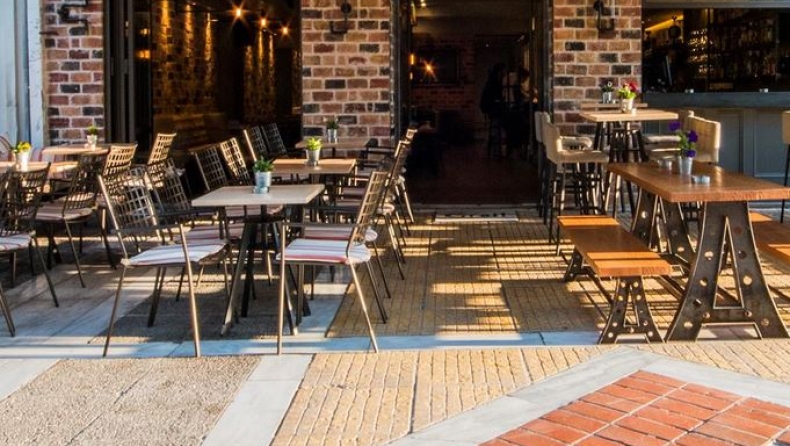 Καφετέρια στη Νέα Σμύρνη έδιωχνε τους ηλικιωμένους: Η απάντηση της επιχείρησης