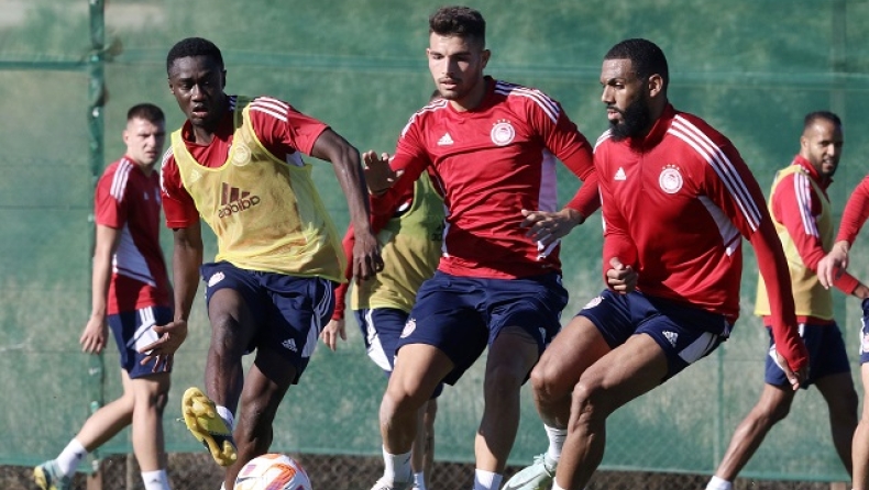 Ολυμπιακός: Πλάνα από την προετοιμασία στην Ισπανία (vid)