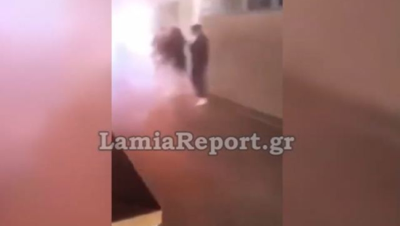 Έριξαν καπνογόνα σε Λύκειο της Λαμίας: Νόμιζαν ότι ήταν φωτιά, λιποθύμησε μια μαθήτρια (vid)