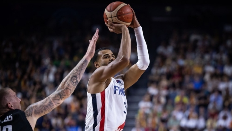 Aρμάνι: Παίρνει Λουάου-Καμπαρό σύμφωνα με ιταλικό Μέσο