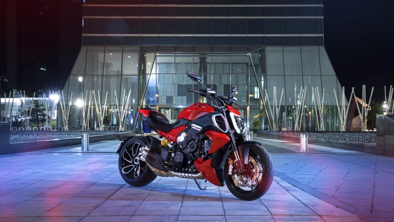 «Έκαψε καρδιές» η Ducati Diavel V4