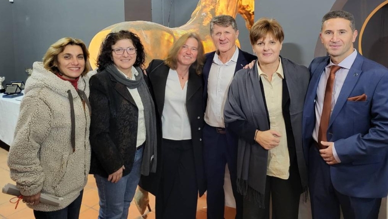 Η ηγεσία της ομοσπονδίας άρσης βαρών στην εκδήλωση για τα 30 χρόνια του Πέλοπα Πατρών