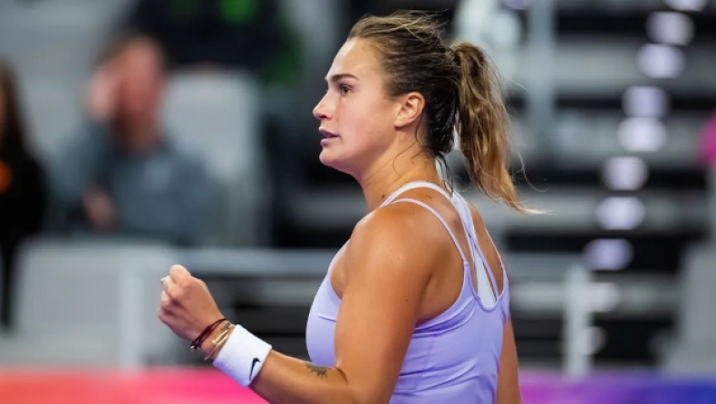 WTA Finals: Η Σαμπαλένκα κέρδισε και έβγαλε πρώτη την Σάκκαρη
