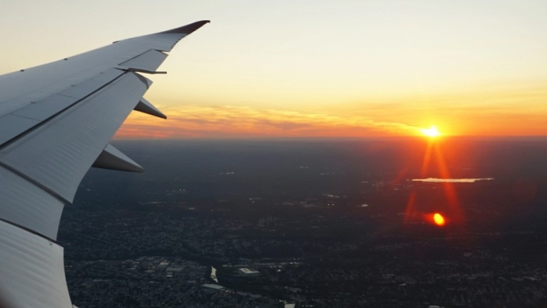 5 λάθη που κάνεις όταν ταξιδεύεις με αεροπλάνο