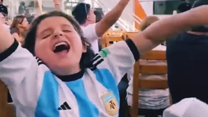 Μουντιάλ 2022, Αργεντινή: Τυφλό παιδάκι «τρελαίνεται» με το γκολ του Μέσι (vid)
