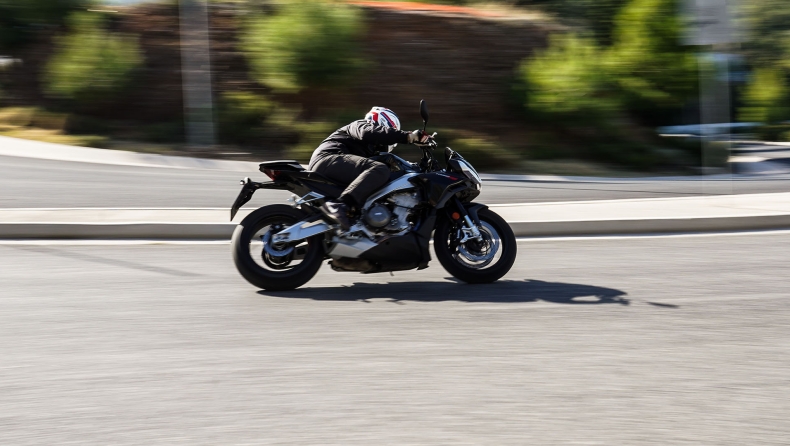 Test ride Aprilia Tuono 660 Factory: The Street Fighter 