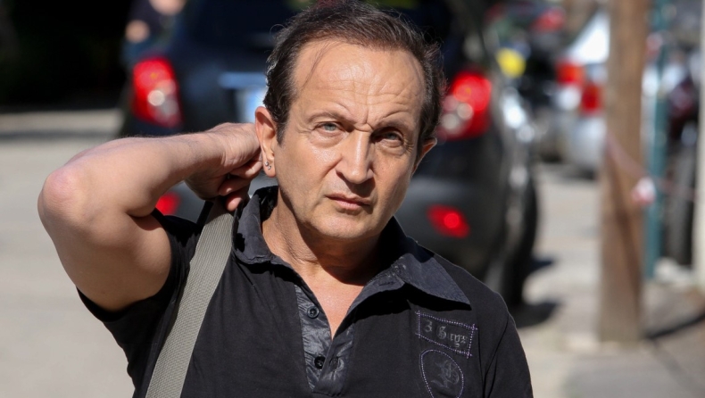 Σπύρος Μπιμπίλας: «Φτάσανε να με ονομάζουν trash και κιτς μαζί με άλλες βλακείες»