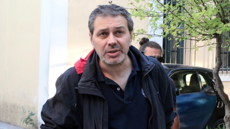 Στο κρατητήριο ο Στέφανος Χίος: Ο καυγάς με γυναίκα και η μήνυση Στο κρατητήριο ο Στέφανος Χίος: Ο καυγάς με γυναίκα και η μήνυση