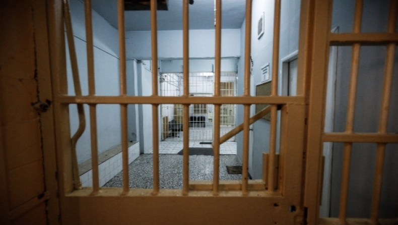 Κύκλωμα διακίνησης ναρκωτικών: Στη φυλακή ο αρχηγός και ένα ακόμη μέλος της οργάνωσης (vid)