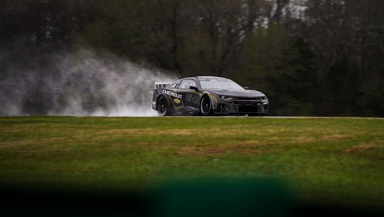 Ο Μπάτον επιστρέφει στις 24 ώρες Λε Μαν με ομάδα NASCAR (vid)