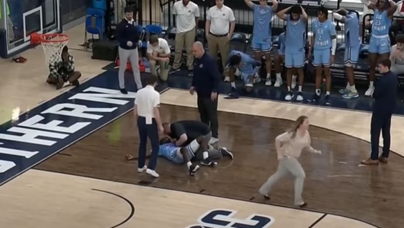 Κατέρρευσε παίκτης του Old Dominion στο NCAA (vid)