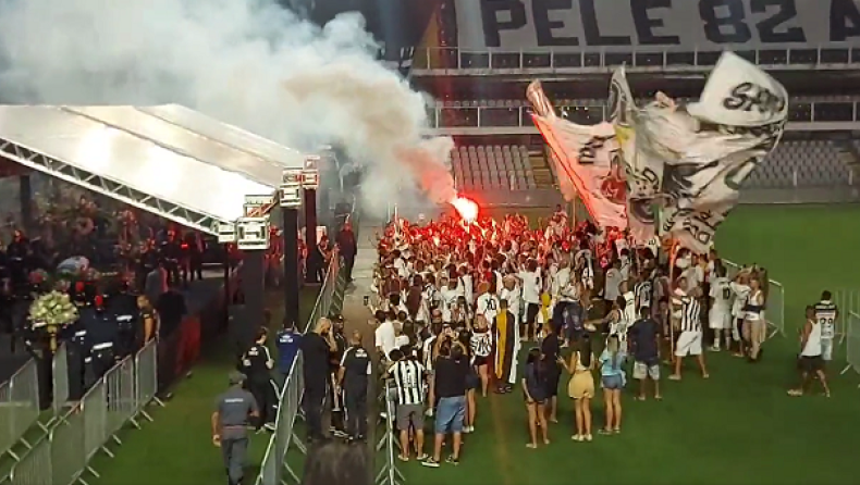 Πελέ: «Αντίο» με καπονογόνα και τραγούδι από τους φίλους της Σάντος (vid)