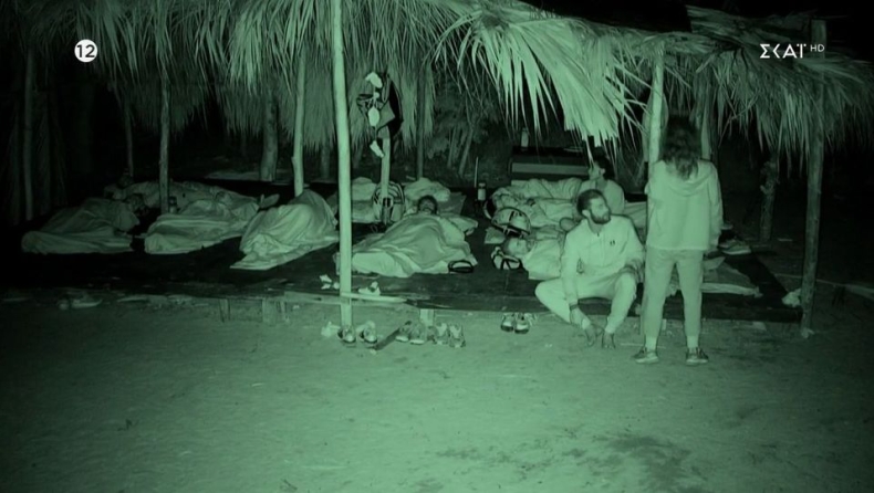 Survivor All Star: Η Μελίνα «έπιασε» στα πράσα τον Βασάλο με τη Μαριαλένα (vid)