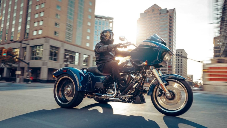 Harley Davidson: Επιστροφή στα «τσόπερ»