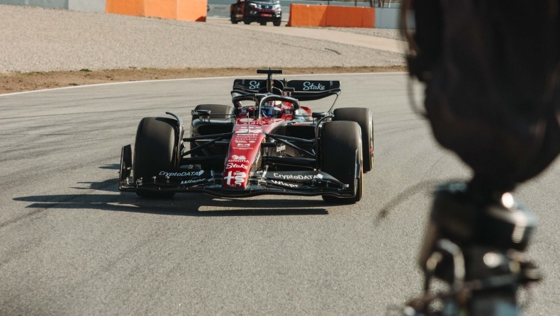 Formula 1: Η Alfa Romeo C43 πάτησε πίστα (vid)