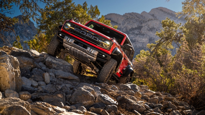 Ford: Μαθήματα off-road οδήγησης με το Bronco Raptor (vid)