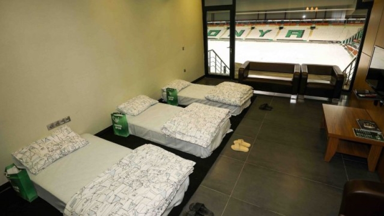 Σεισμός στην Τουρκία: Η Κόνιασπορ του Μπουχαλάκη θα φιλοξενήσει σεισμοπαθείς στο γήπεδο της