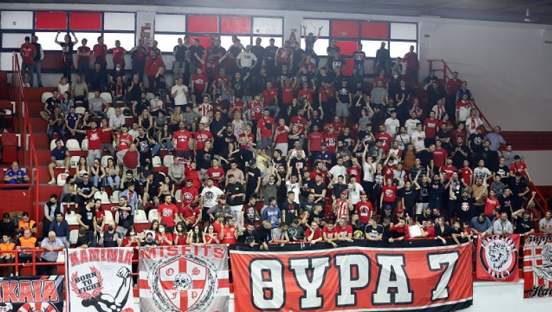 Ολυμπιακός: Ασφυκτικά γεμάτο το «Μ.Μερκούρη» στον ημιτελικό του Τσάλεντζ Καπ με τον Παναθηναϊκό