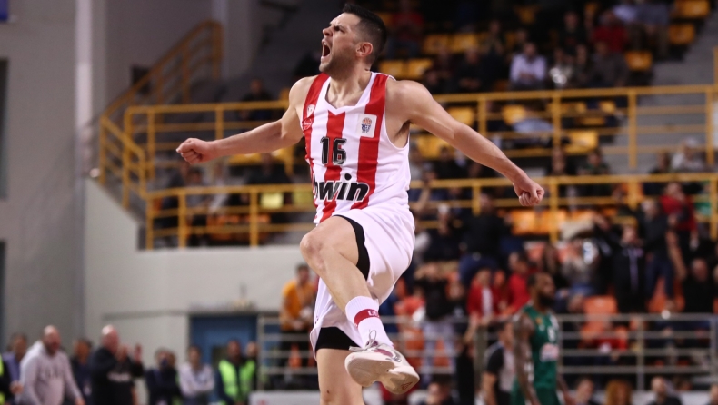 Ολυμπιακός - Παναθηναϊκός 81-65: Τον έπιασε «αιχμάλωτο» για 11η σερί φορά και πήγε τελικό (vids)