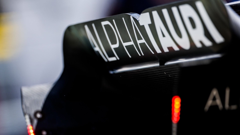 Formula 1: Η πρώτη «ανάσα» της Scuderia AlphaTauri AT04 (vid)
