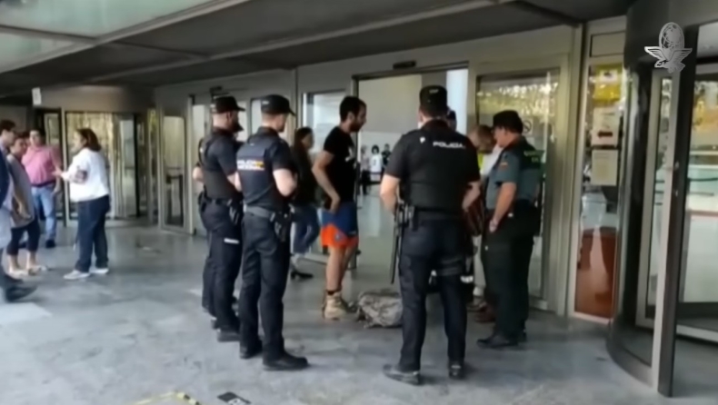 Αθωώθηκε 29χρονος στην Ισπανία που κυκλοφορούσε γυμνός στο δρόμο 
