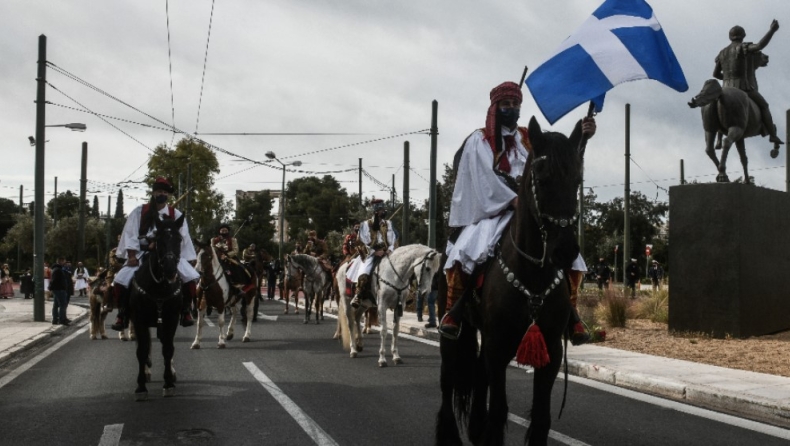 Κόπηκαν τα άλογα από την παρέλαση: Είχαν κάνει και πρόβες (vid)