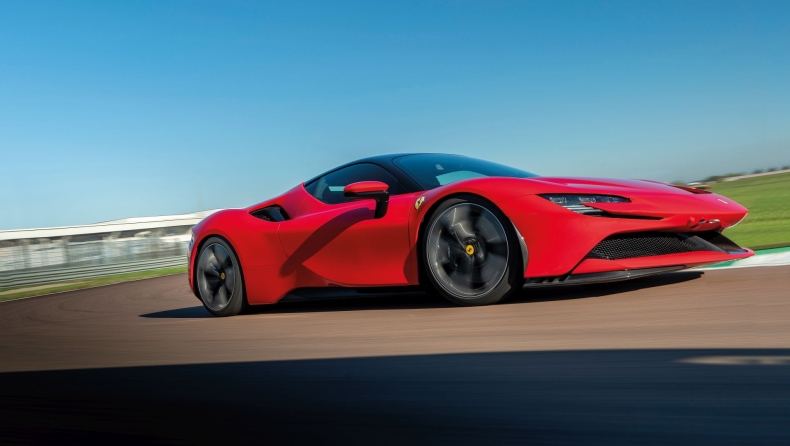 Ferrari: Kάνει ανάκληση μοντέλων για λόγο που δεν φαντάζεσαι