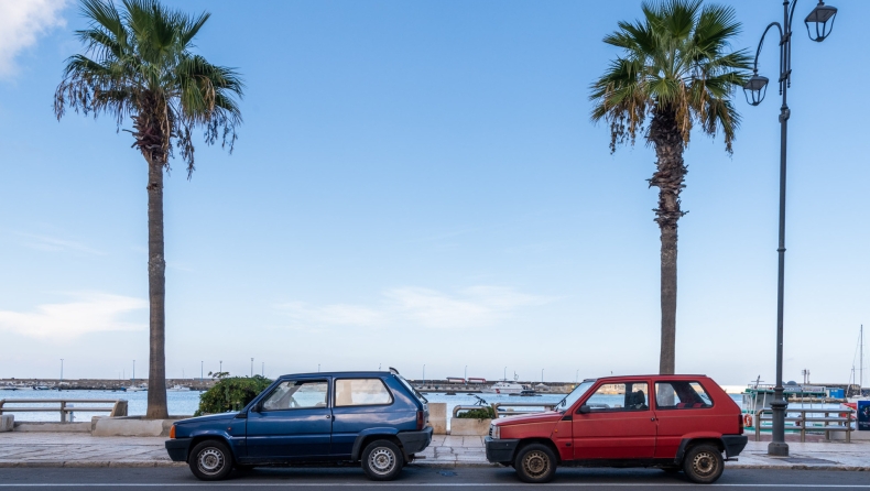 Το... Παντακονήσι: Ένα νησί με περισσότερα Fiat Panda από κατοίκους (vid)