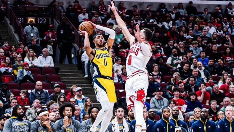 Μπουλς - Πέισερς 122-125: Ο Χαλιμπέρτον με τρίποντο από το... σπίτι του χάρισε τη νίκη στην Ιντιάνα (vid)