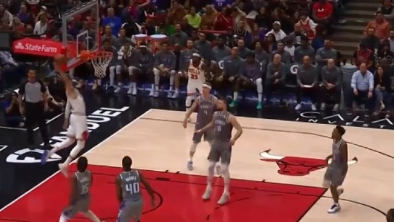 Ο ΛαΒίν πάει για κάρφωμα